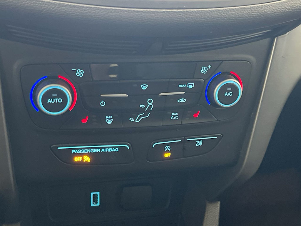 Thumbnail: 2019 Ford Escape - 25