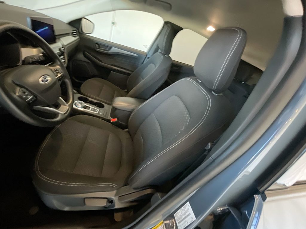 Thumbnail: 2025 Ford Escape - 10