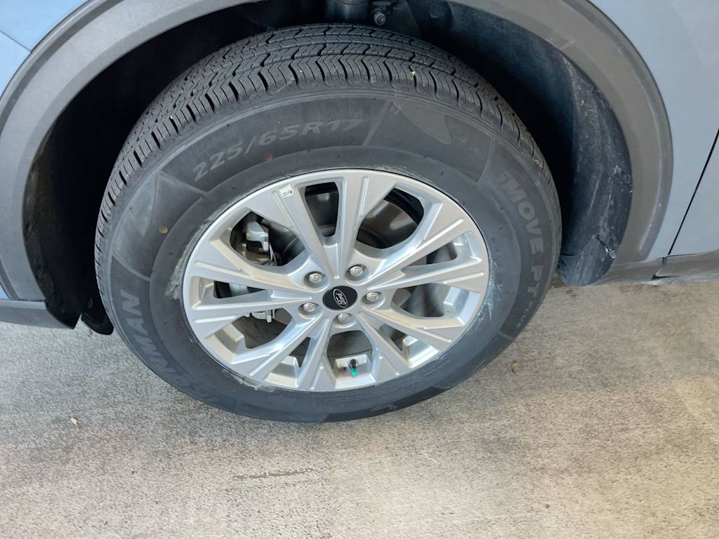 Thumbnail: 2025 Ford Escape - 8