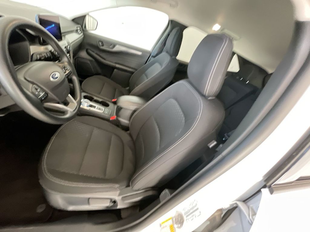 Thumbnail: 2025 Ford Escape - 10