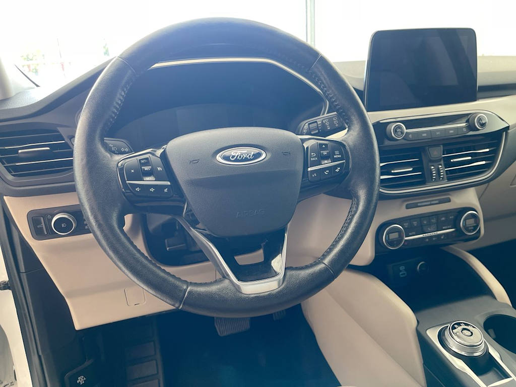 Thumbnail: 2021 Ford Escape - 2
