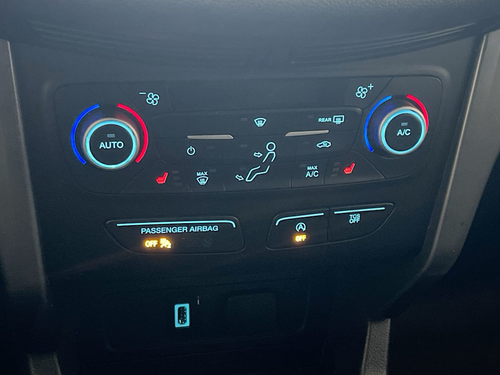 Thumbnail: 2019 Ford Escape - 23