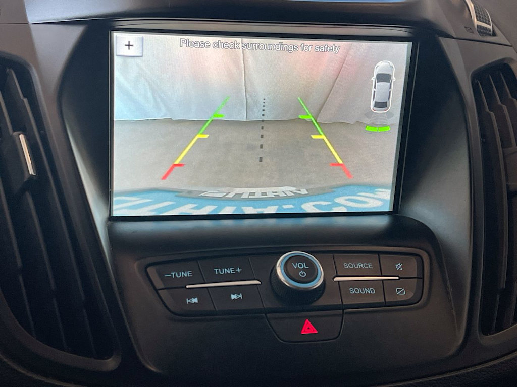 Thumbnail: 2019 Ford Escape - 21