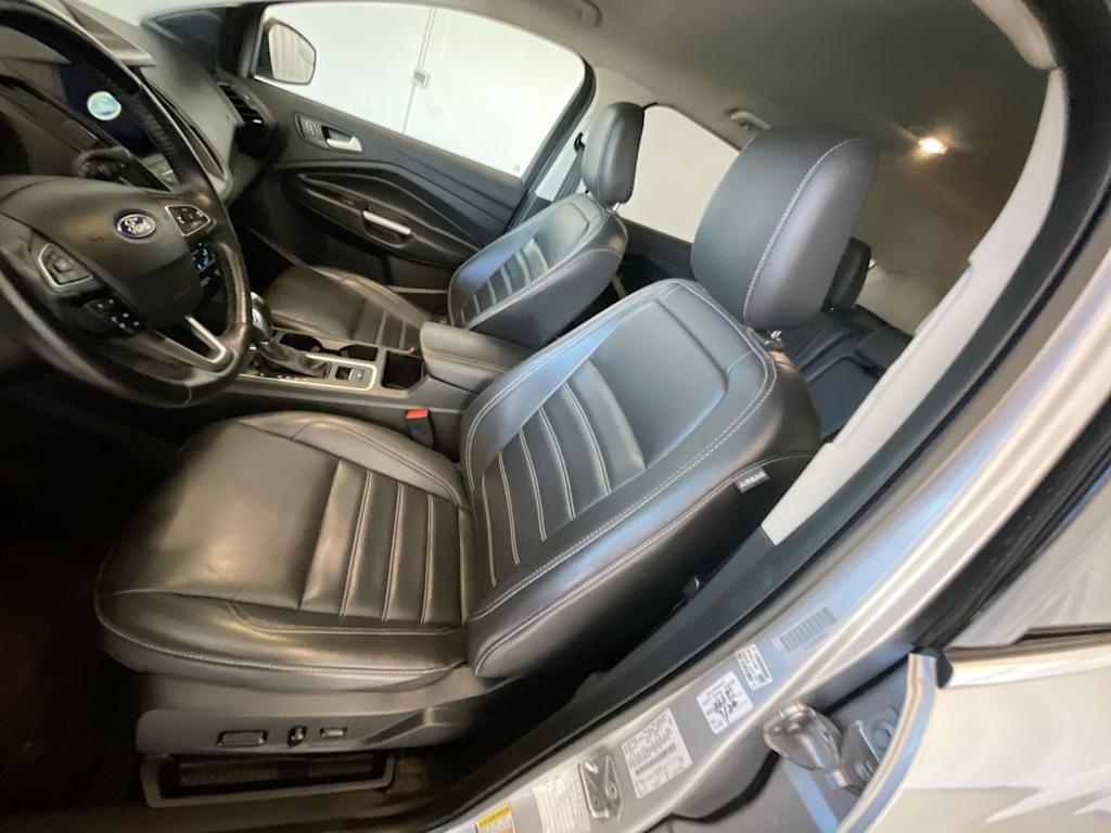 Thumbnail: 2019 Ford Escape - 9