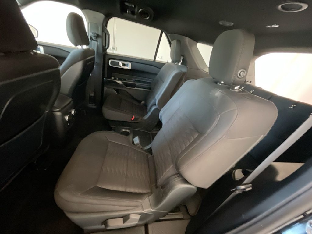Thumbnail: 2020 Ford Explorer - 11
