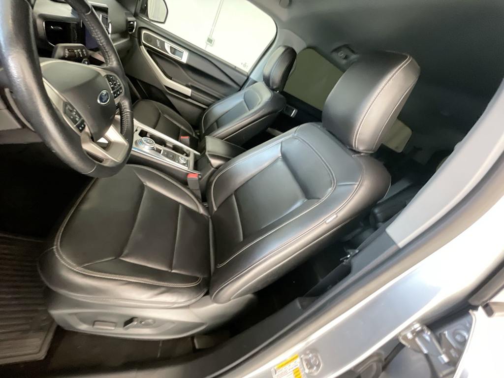 Thumbnail: 2020 Ford Explorer - 9