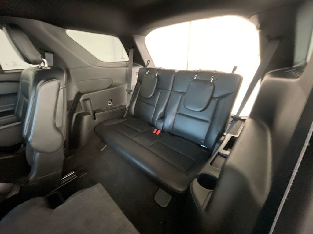 Thumbnail: 2020 Ford Explorer - 27