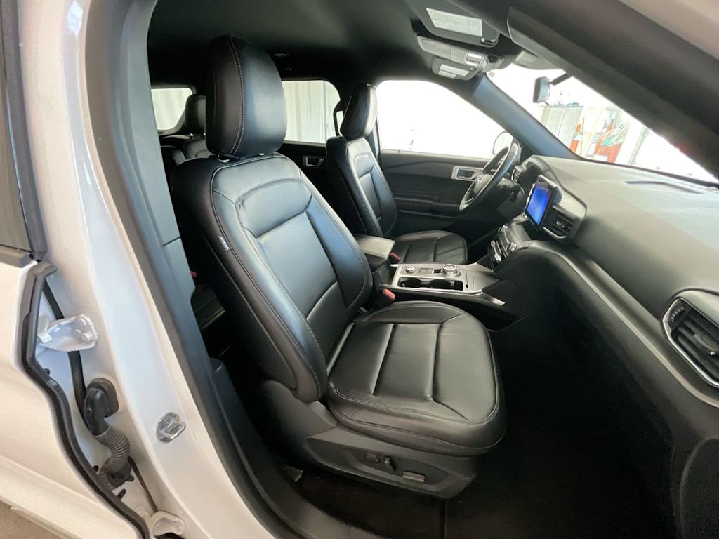 Thumbnail: 2020 Ford Explorer - 10