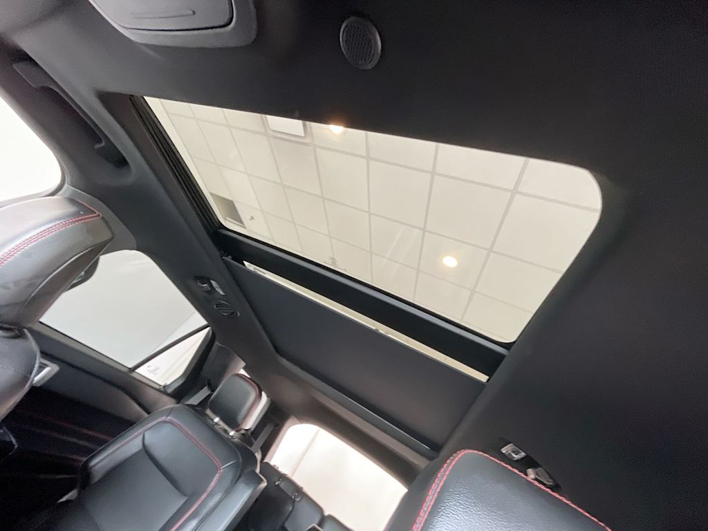 Thumbnail: 2022 Ford Explorer - 26