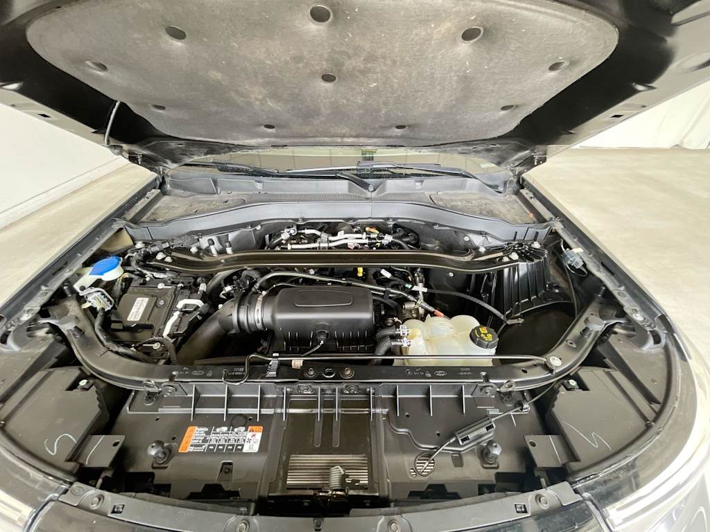 Thumbnail: 2022 Ford Explorer - 8