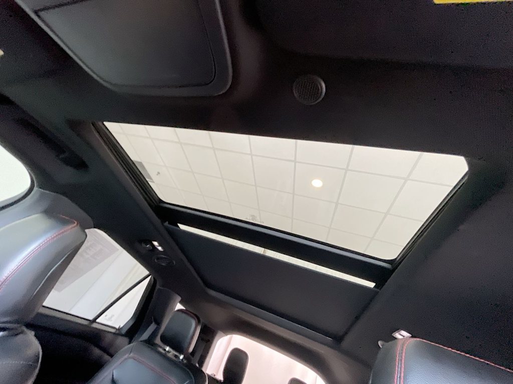 Thumbnail: 2022 Ford Explorer - 28