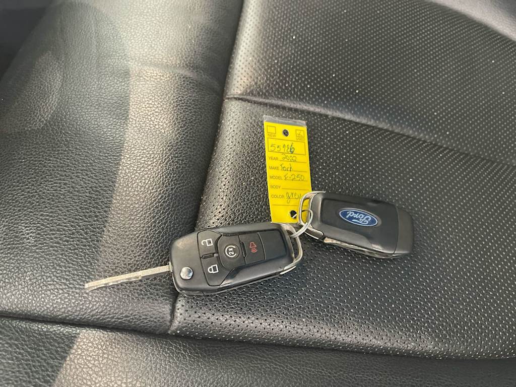 Thumbnail: 2022 Ford F-250 - 15