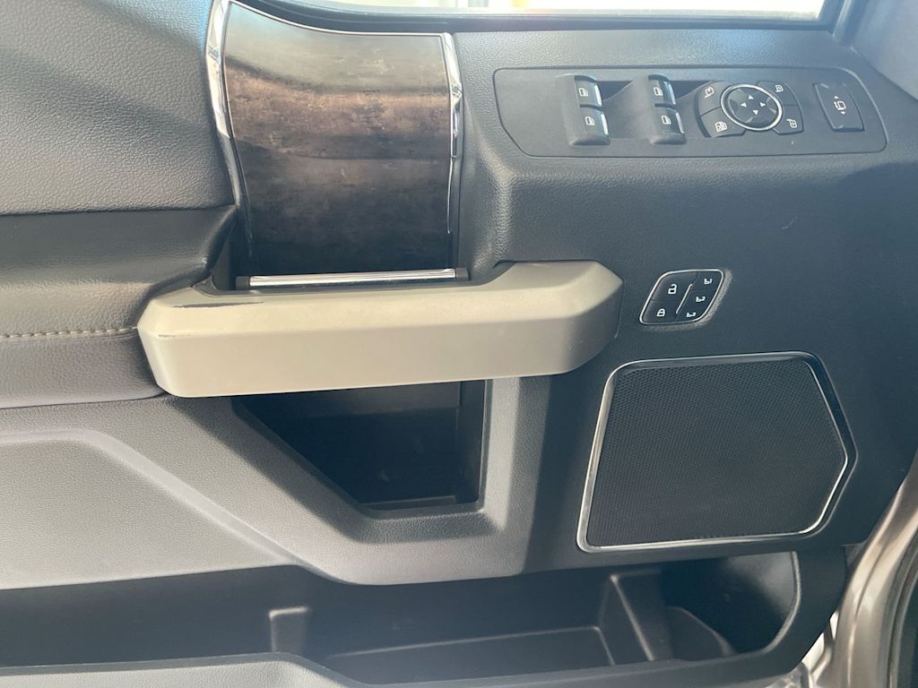 Thumbnail: 2022 Ford F-250 - 22