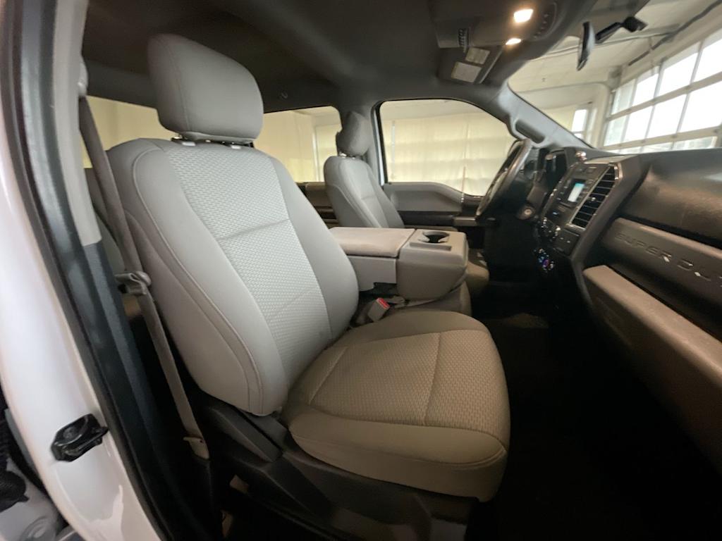 Thumbnail: 2017 Ford F-350 - 9