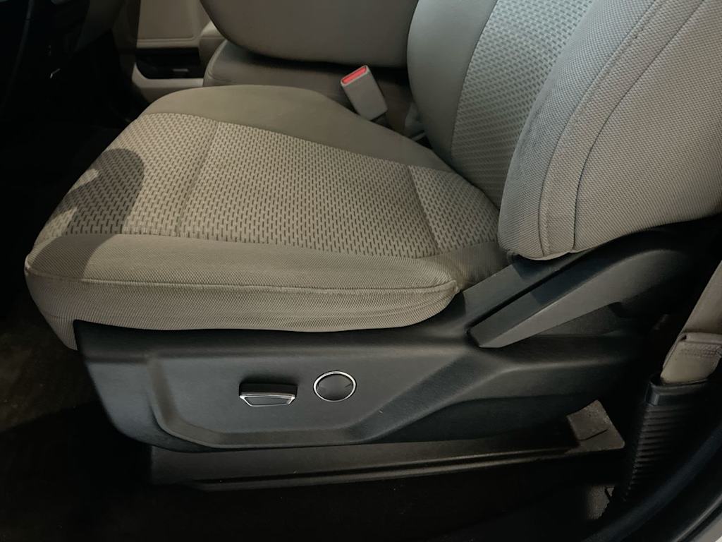 Thumbnail: 2017 Ford F-350 - 21