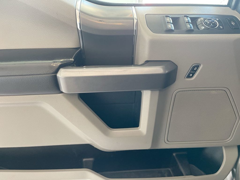 Thumbnail: 2018 Ford F-350 - 22