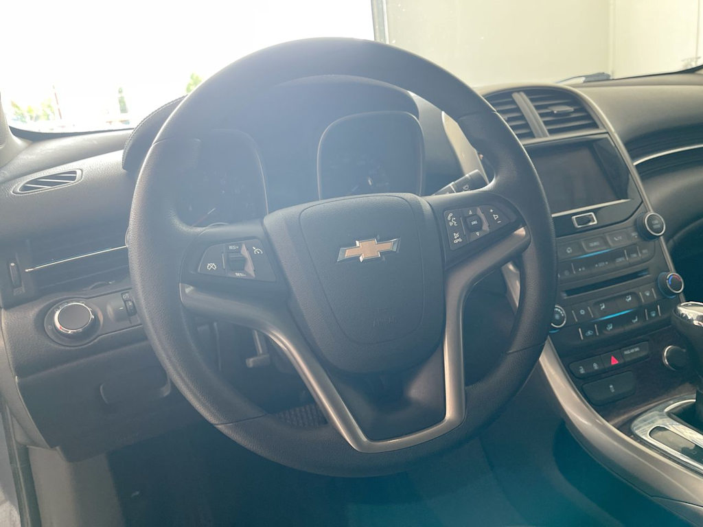 Thumbnail: 2013 Chevrolet Malibu - 2