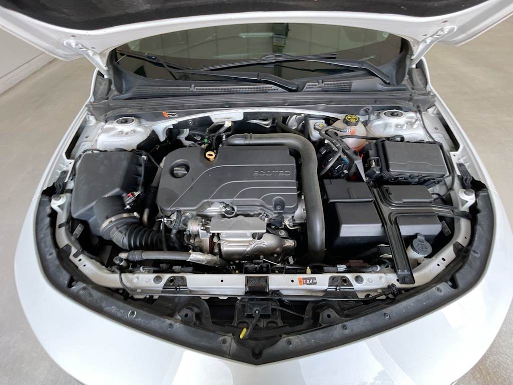 Thumbnail: 2021 Chevrolet Malibu - 6