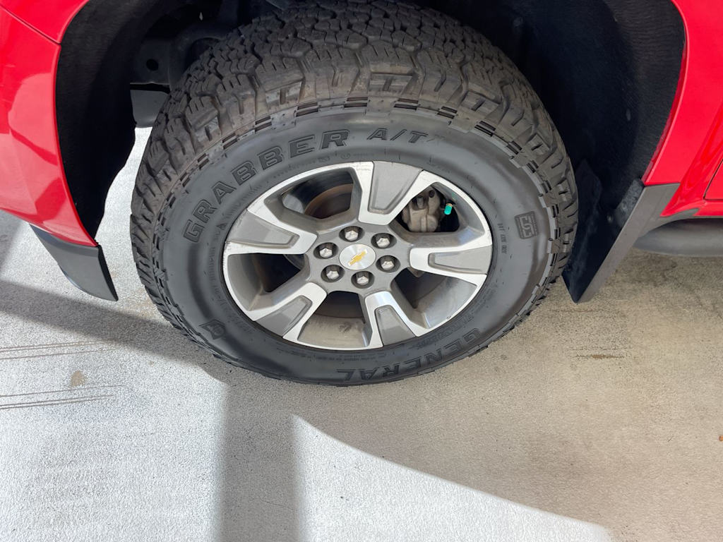 Thumbnail: 2019 Chevrolet Colorado - 6