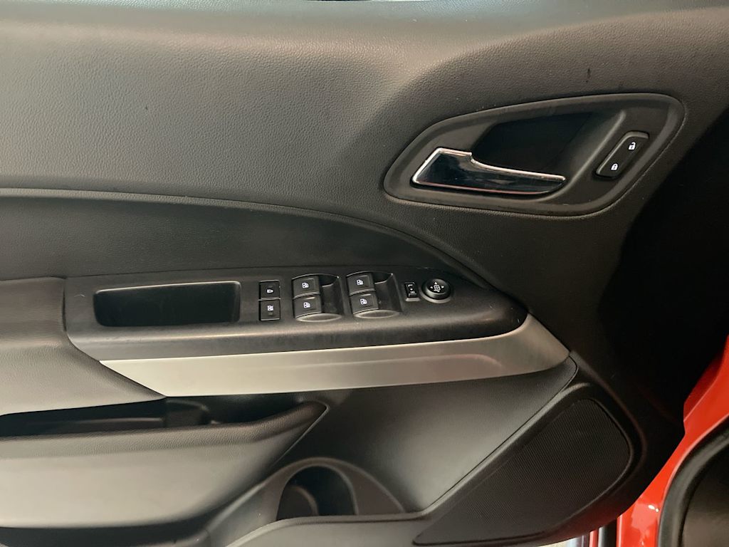 Thumbnail: 2020 Chevrolet Colorado - 23