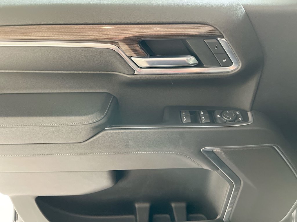 Thumbnail: 2022 Chevrolet Silverado 1500 - 20