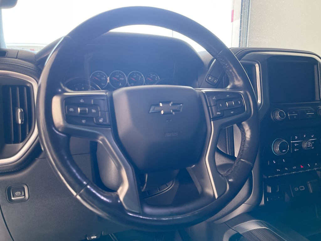 Thumbnail: 2021 Chevrolet Silverado 1500 - 2