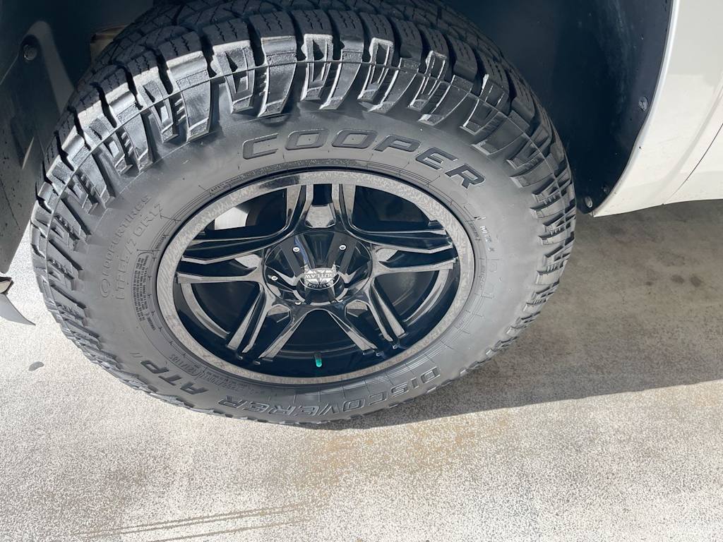 Thumbnail: 2010 Chevrolet Silverado 1500 - 7