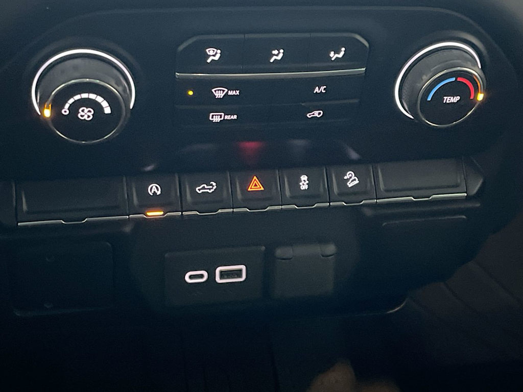 Thumbnail: 2020 Chevrolet Silverado 1500 - 27