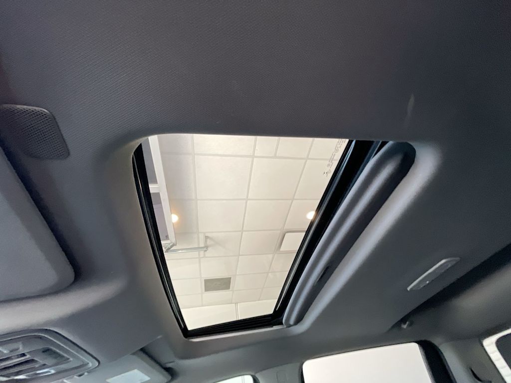 Thumbnail: 2021 Chevrolet Silverado 1500 - 28