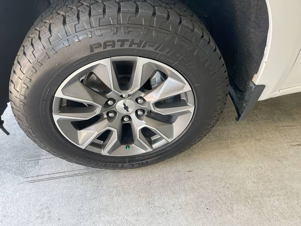 Thumbnail: 2021 Chevrolet Silverado 1500 - 7