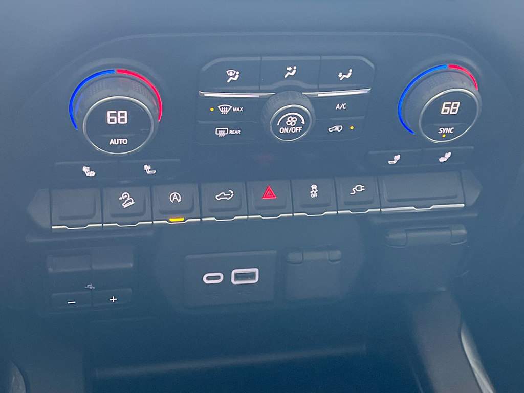 Thumbnail: 2021 Chevrolet Silverado 1500 - 25