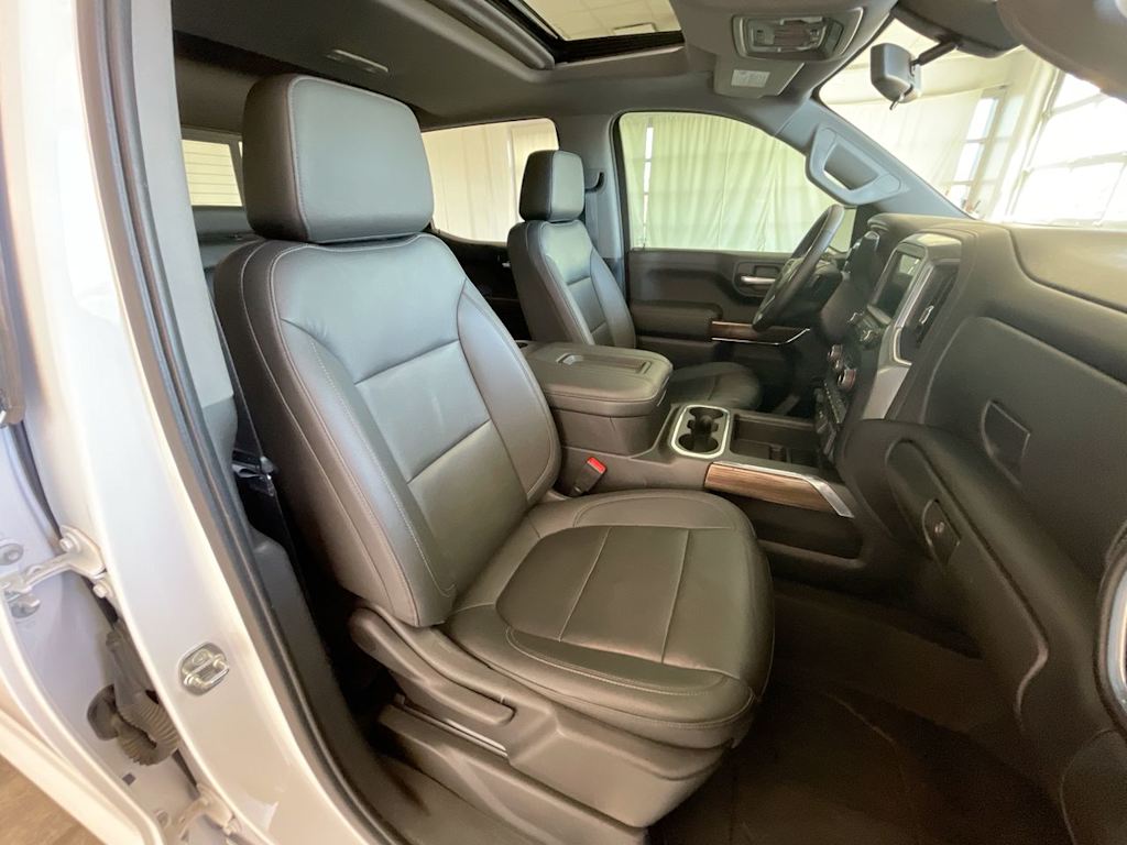 Thumbnail: 2021 Chevrolet Silverado 1500 - 10