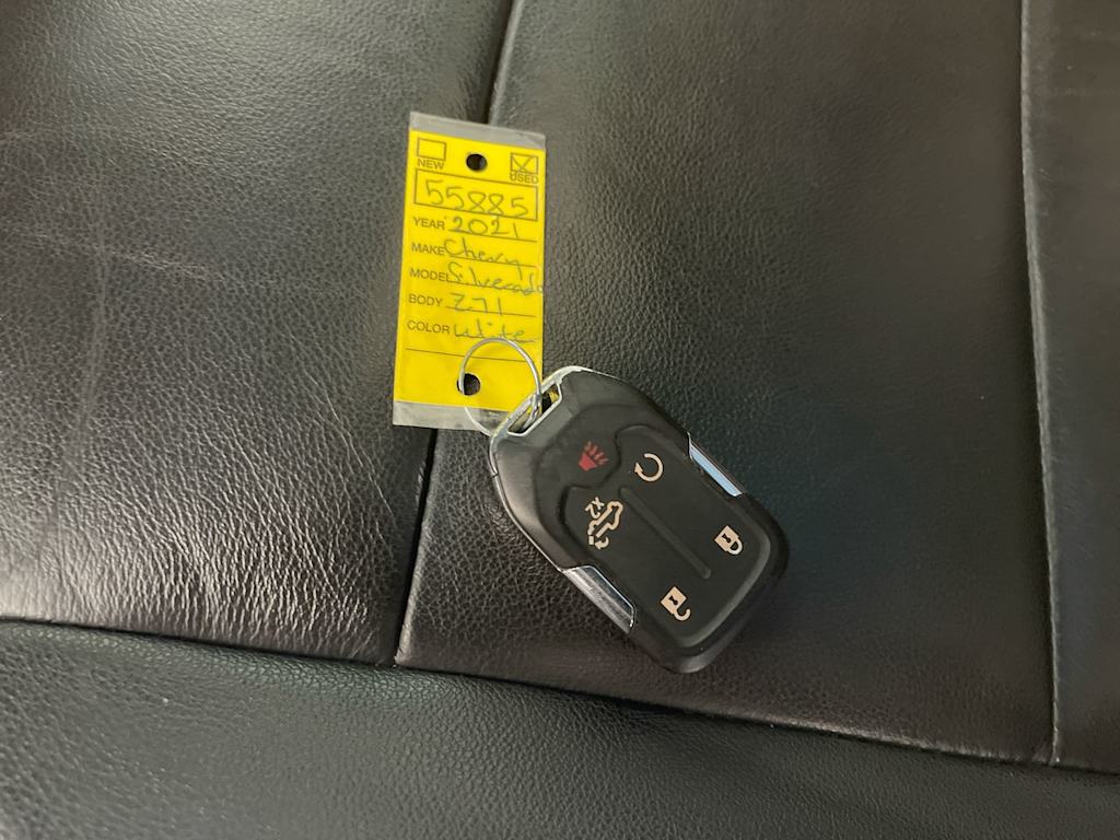 Thumbnail: 2021 Chevrolet Silverado 1500 - 15