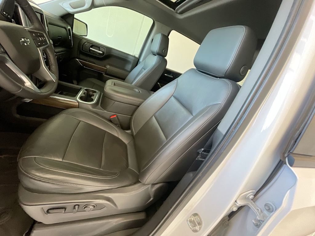 Thumbnail: 2021 Chevrolet Silverado 1500 - 9