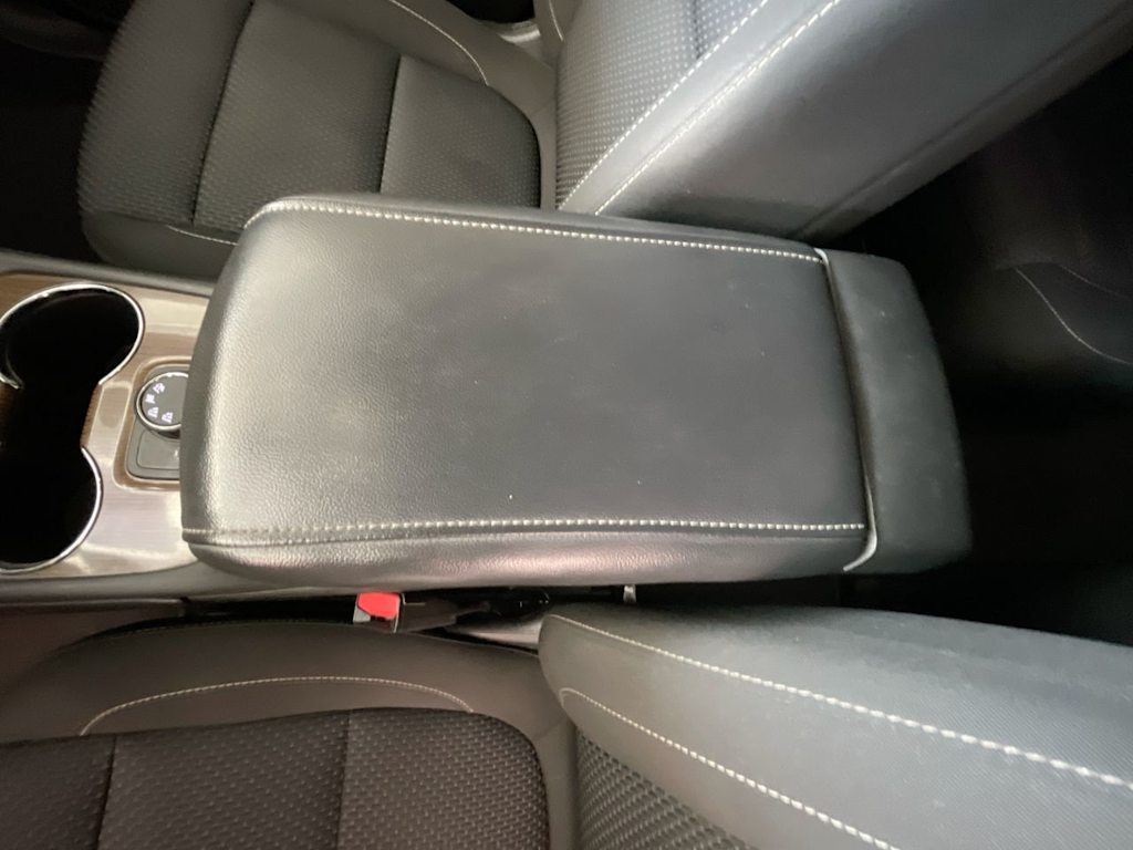 Thumbnail: 2021 GMC Acadia - 27