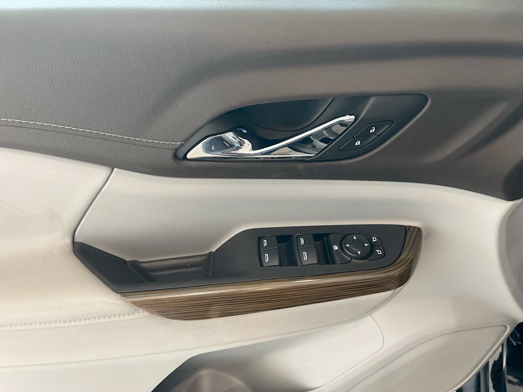 Thumbnail: 2022 GMC Acadia - 22