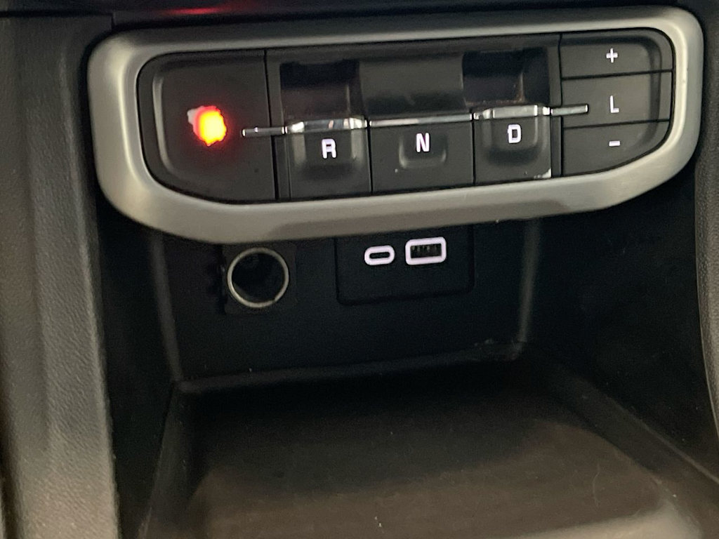 Thumbnail: 2020 GMC Acadia - 26