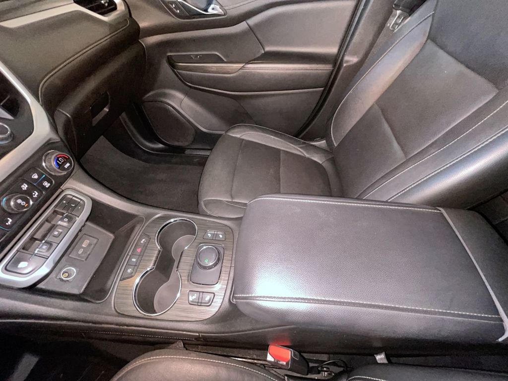 Thumbnail: 2020 GMC Acadia - 10