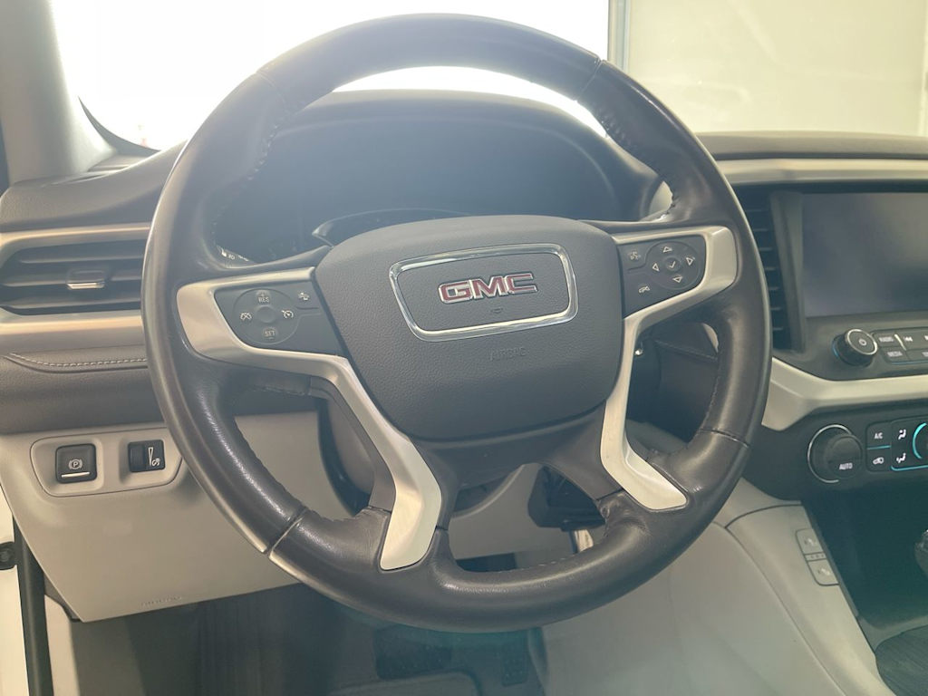 Thumbnail: 2018 GMC Acadia - 2