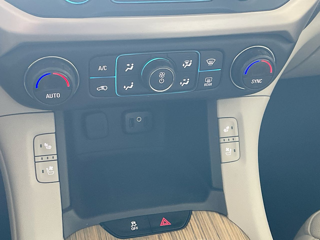 Thumbnail: 2019 GMC Acadia - 26