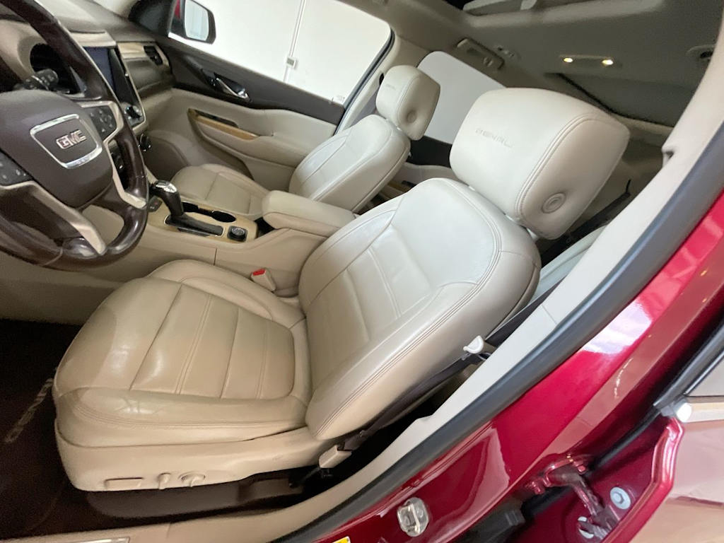 Thumbnail: 2019 GMC Acadia - 9