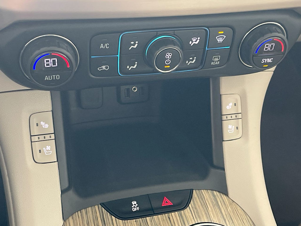 Thumbnail: 2019 GMC Acadia - 26