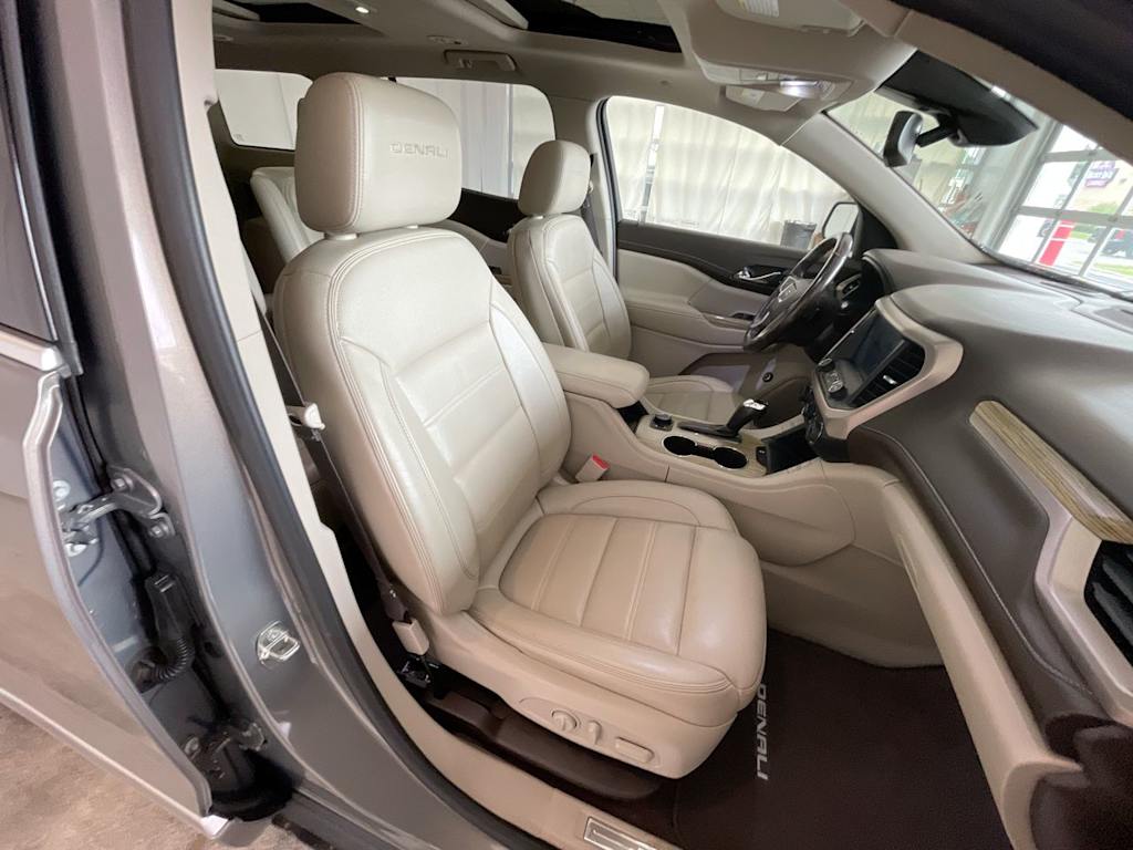 Thumbnail: 2019 GMC Acadia - 10