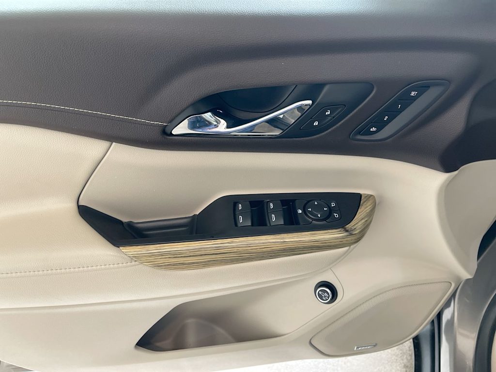 Thumbnail: 2019 GMC Acadia - 23