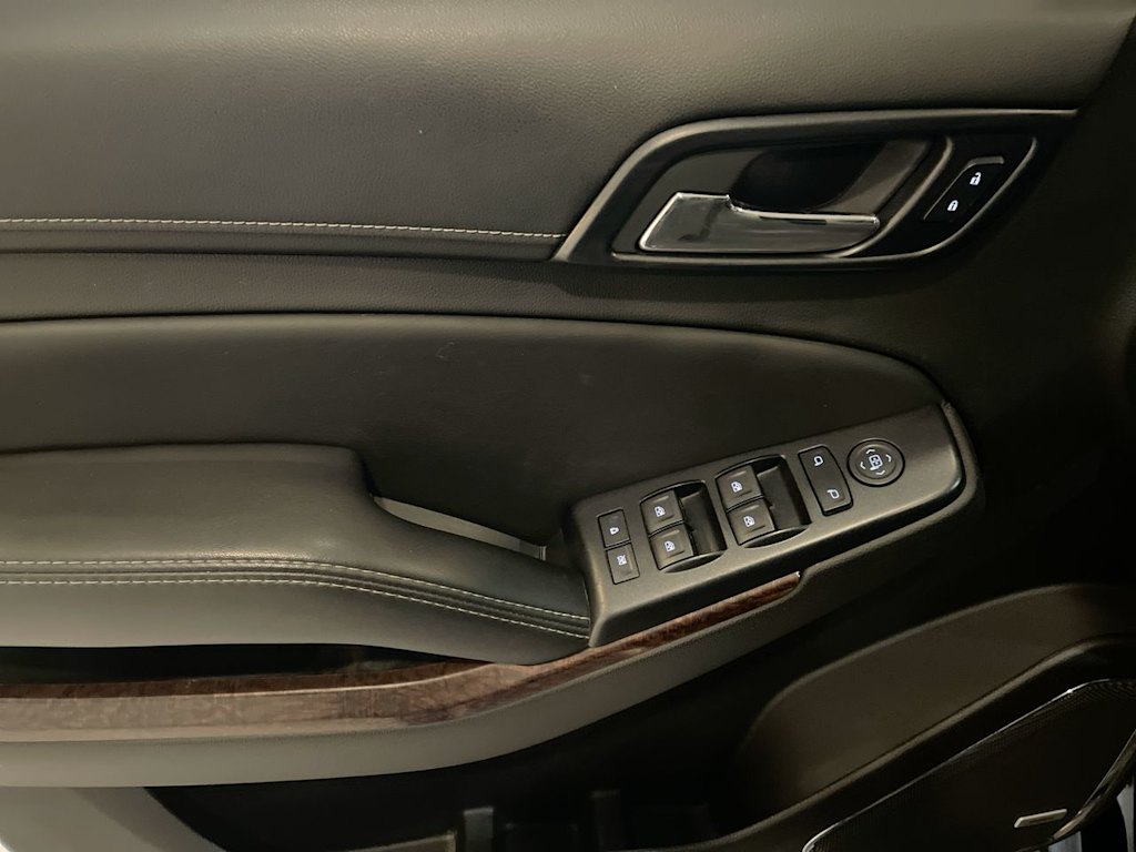 Thumbnail: 2017 GMC Yukon - 21