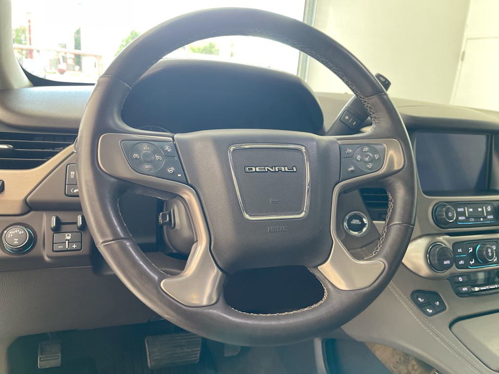 Thumbnail: 2017 GMC Yukon - 2