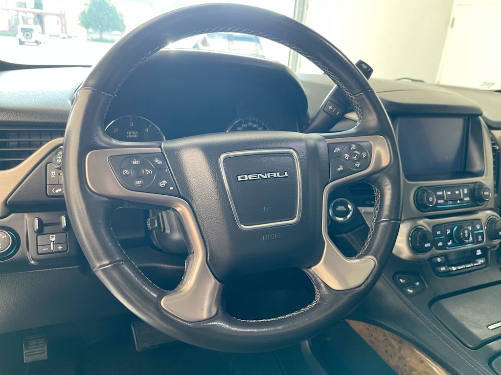 Thumbnail: 2017 GMC Yukon - 2