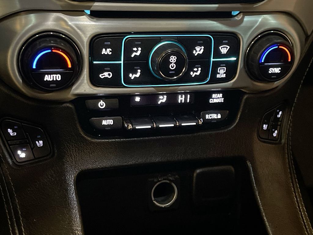 Thumbnail: 2019 GMC Yukon XL - 25