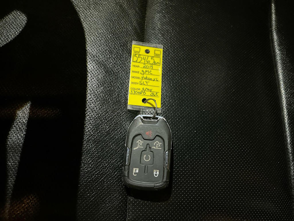 Thumbnail: 2019 GMC Yukon XL - 14