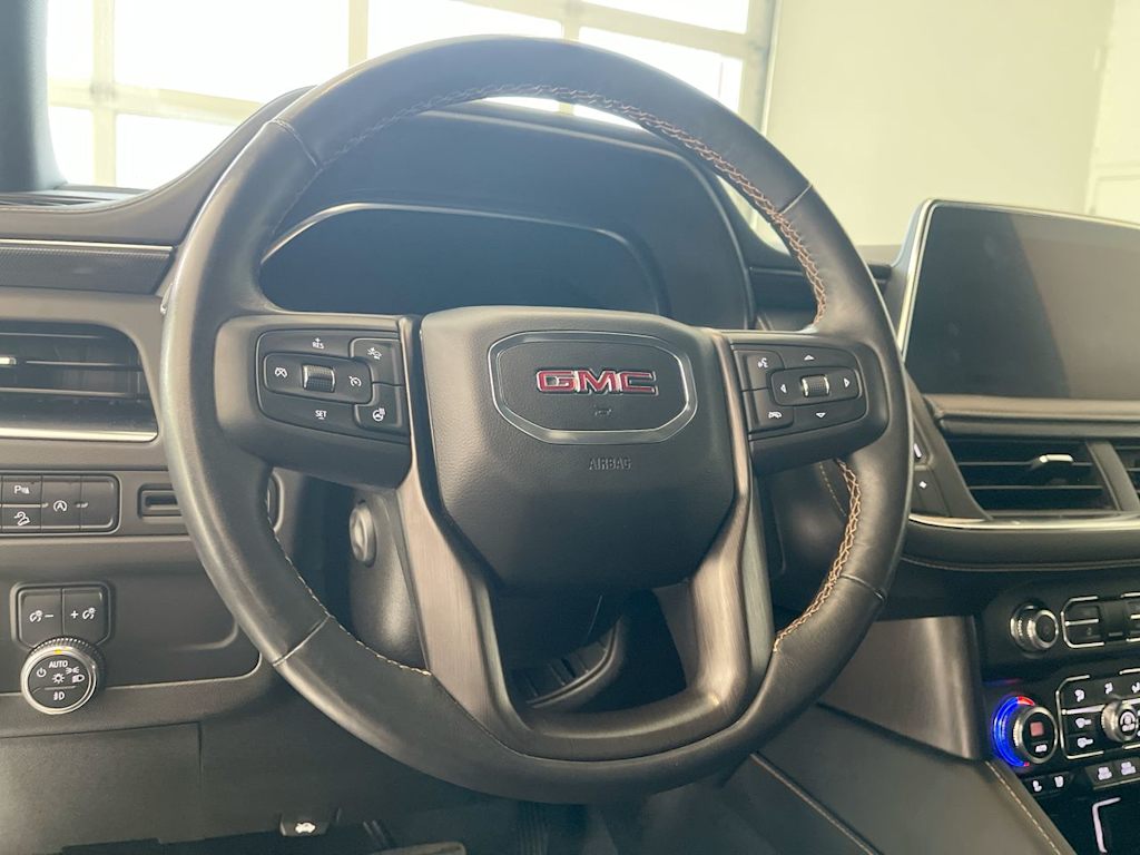 2023 GMC Yukon XL AT4 2